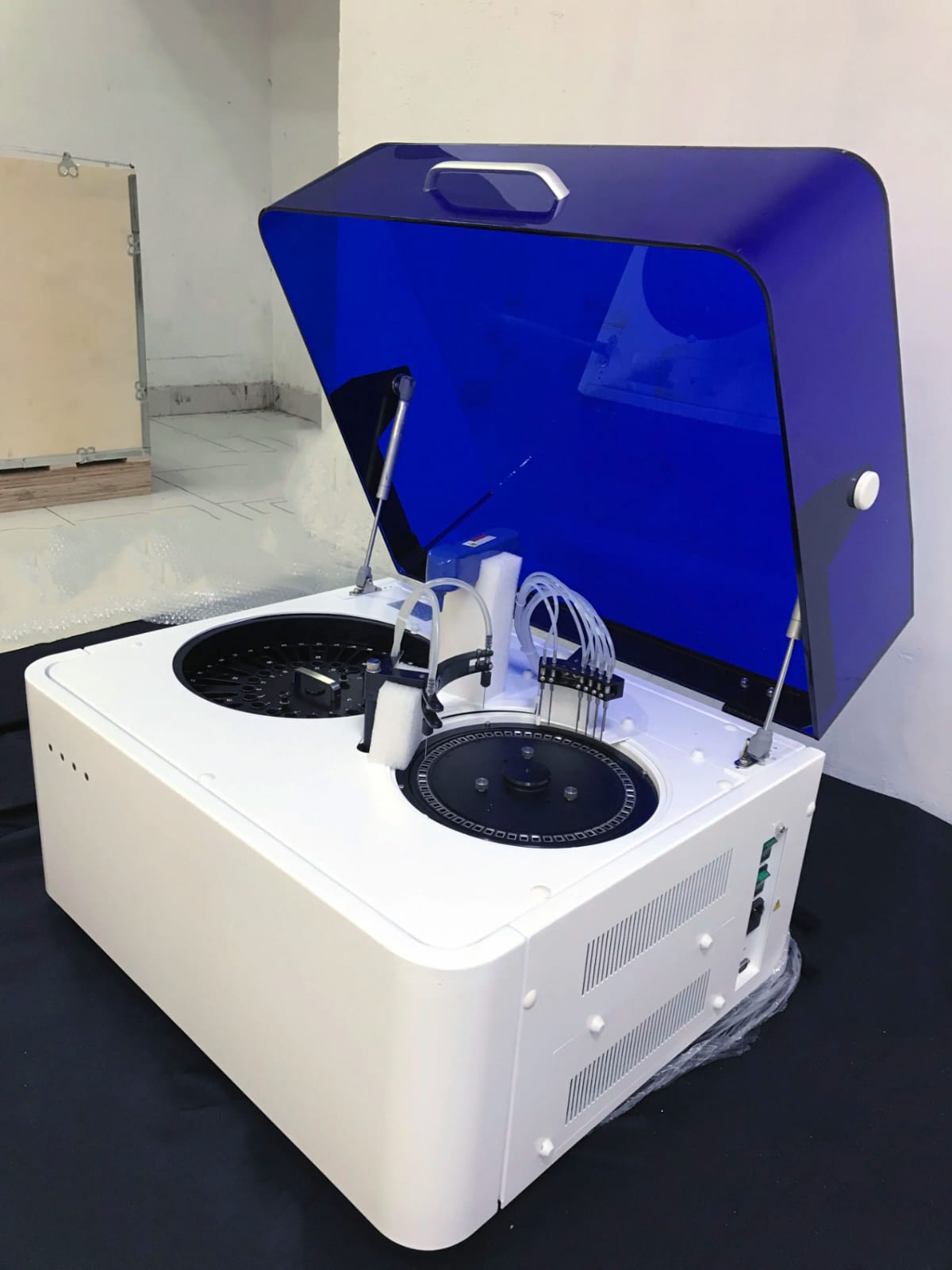 FULLY AUTOMATED CHEMISTRY ANALYZER - Image 8